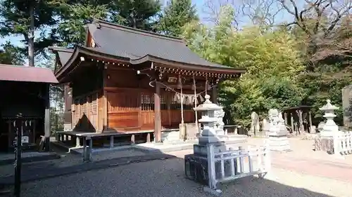 諏訪神社の本殿・本堂
