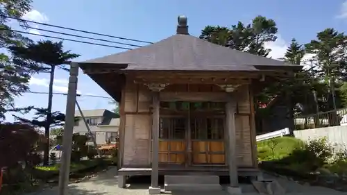 等澍院の本殿・本堂