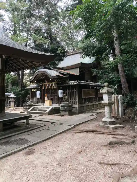 北白川天神宮の{uncategorized: "未分類", other: "その他", undefined: "問題あり", building: "その他建物", grave: "お墓", sacred_gate: "鳥居", guardian: "狛犬", statue: "像", buddha: "仏像", history: "歴史", nature: "自然", garden: "庭園", animal: "動物", pagoda: "塔", temizu: "手水舎", mountain_gate: "山門・神門", sanctuary: "本殿・本堂", subordinate: "末社・摂社", art: "芸術", scenery: "景色", jizo: "地蔵", ema: "絵馬", goshuin: "御朱印", omikuji: "おみくじ", items: "授与品その他", amulet: "お守り", goshuincho: "御朱印帳", eats: "食事", festival: "お祭り", votive_dance: "神楽", shichigosan: "七五三参", wedding: "結婚式", experience: "体験その他", initially: "初詣", around: "周辺", anti_infection: "感染症対策"}