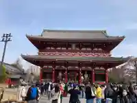 浅草寺の山門・神門