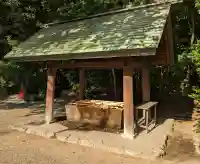 八剣宮(熱田神宮別宮)の{uncategorized: "未分類", other: "その他", undefined: "問題あり", building: "その他建物", grave: "お墓", sacred_gate: "鳥居", guardian: "狛犬", statue: "像", buddha: "仏像", history: "歴史", nature: "自然", garden: "庭園", animal: "動物", pagoda: "塔", temizu: "手水舎", mountain_gate: "山門・神門", sanctuary: "本殿・本堂", subordinate: "末社・摂社", art: "芸術", scenery: "景色", jizo: "地蔵", ema: "絵馬", goshuin: "御朱印", omikuji: "おみくじ", items: "授与品その他", amulet: "お守り", goshuincho: "御朱印帳", eats: "食事", festival: "お祭り", votive_dance: "神楽", shichigosan: "七五三参", wedding: "結婚式", experience: "体験その他", initially: "初詣", around: "周辺", anti_infection: "感染症対策"}