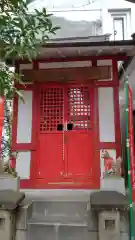 紋三郎稲荷神社の本殿