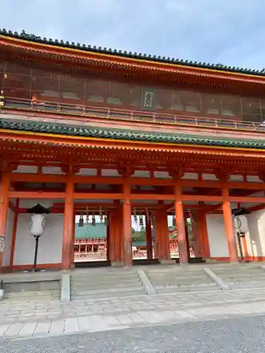 平安神宮の山門・神門