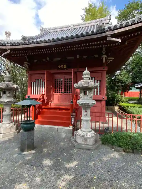 浅草寺の本殿・本堂