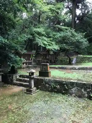 多鳩神社の末社・摂社