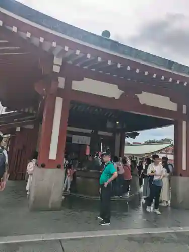 浅草寺の手水舎