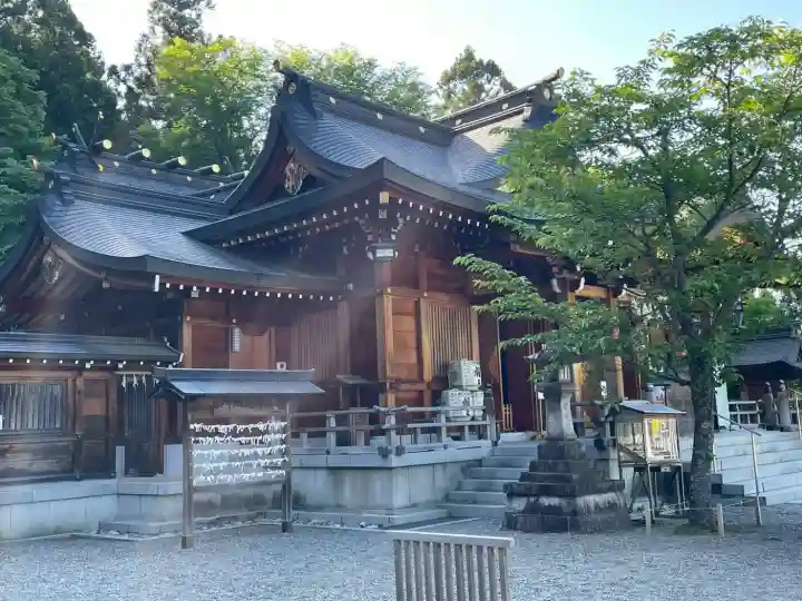 丹生川上神社(上社)の{uncategorized: "未分類", other: "その他", undefined: "問題あり", building: "その他建物", grave: "お墓", sacred_gate: "鳥居", guardian: "狛犬", statue: "像", buddha: "仏像", history: "歴史", nature: "自然", garden: "庭園", animal: "動物", pagoda: "塔", temizu: "手水舎", mountain_gate: "山門・神門", sanctuary: "本殿・本堂", subordinate: "末社・摂社", art: "芸術", scenery: "景色", jizo: "地蔵", ema: "絵馬", goshuin: "御朱印", omikuji: "おみくじ", items: "授与品その他", amulet: "お守り", goshuincho: "御朱印帳", eats: "食事", festival: "お祭り", votive_dance: "神楽", shichigosan: "七五三参", wedding: "結婚式", experience: "体験その他", initially: "初詣", around: "周辺", anti_infection: "感染症対策"}