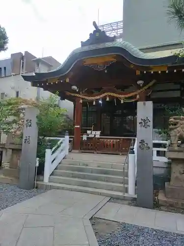 鵲森宮の本殿・本堂