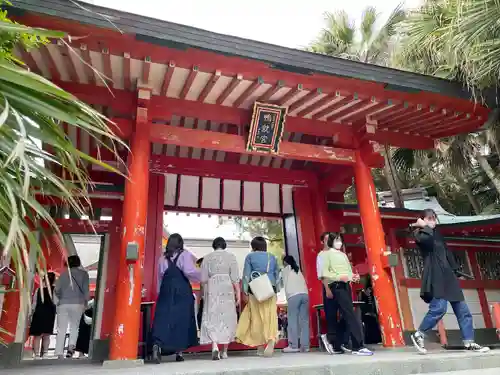 青島神社（青島神宮）の山門・神門