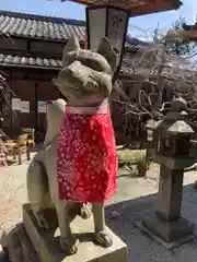 源九郎稲荷神社の狛犬