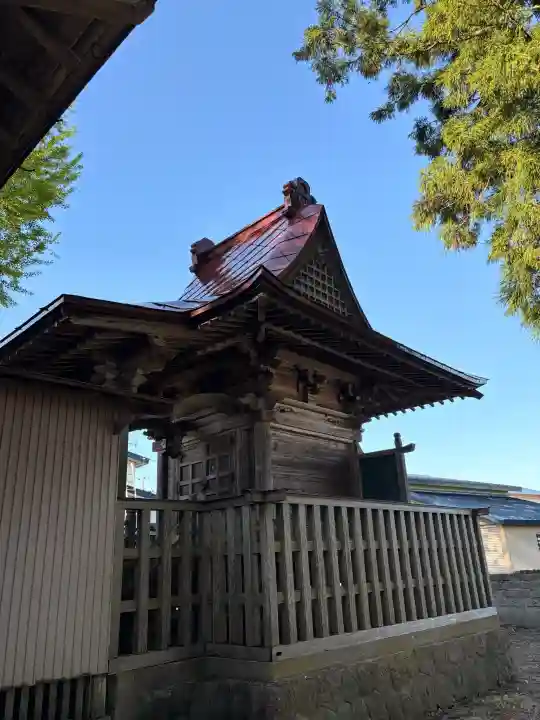 月山神社の{uncategorized: "未分類", other: "その他", undefined: "問題あり", building: "その他建物", grave: "お墓", sacred_gate: "鳥居", guardian: "狛犬", statue: "像", buddha: "仏像", history: "歴史", nature: "自然", garden: "庭園", animal: "動物", pagoda: "塔", temizu: "手水舎", mountain_gate: "山門・神門", sanctuary: "本殿・本堂", subordinate: "末社・摂社", art: "芸術", scenery: "景色", jizo: "地蔵", ema: "絵馬", goshuin: "御朱印", omikuji: "おみくじ", items: "授与品その他", amulet: "お守り", goshuincho: "御朱印帳", eats: "食事", festival: "お祭り", votive_dance: "神楽", shichigosan: "七五三参", wedding: "結婚式", experience: "体験その他", initially: "初詣", around: "周辺", anti_infection: "感染症対策"}