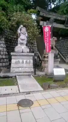品川神社の像