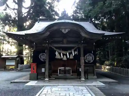 草部吉見神社の本殿