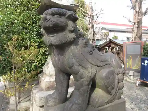 白鬚神社の狛犬
