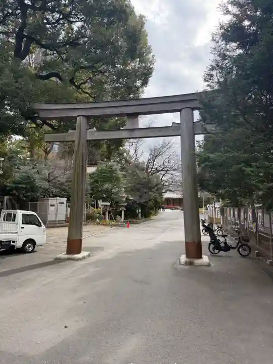 東郷神社の{uncategorized: "未分類", other: "その他", undefined: "問題あり", building: "その他建物", grave: "お墓", sacred_gate: "鳥居", guardian: "狛犬", statue: "像", buddha: "仏像", history: "歴史", nature: "自然", garden: "庭園", animal: "動物", pagoda: "塔", temizu: "手水舎", mountain_gate: "山門・神門", sanctuary: "本殿・本堂", subordinate: "末社・摂社", art: "芸術", scenery: "景色", jizo: "地蔵", ema: "絵馬", goshuin: "御朱印", omikuji: "おみくじ", items: "授与品その他", amulet: "お守り", goshuincho: "御朱印帳", eats: "食事", festival: "お祭り", votive_dance: "神楽", shichigosan: "七五三参", wedding: "結婚式", experience: "体験その他", initially: "初詣", around: "周辺", anti_infection: "感染症対策"}