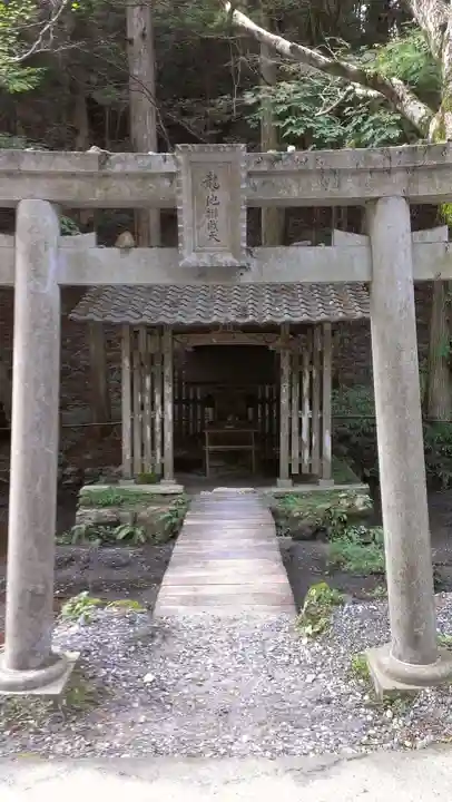 比叡山延暦寺の鳥居