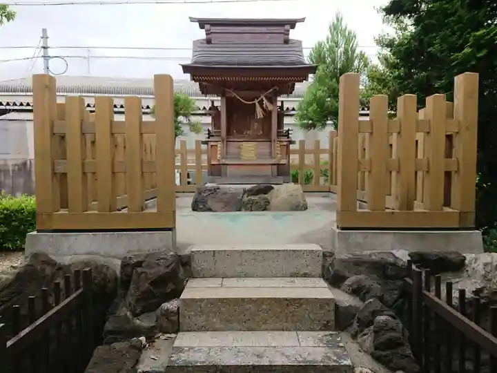 八幡神社の本殿・本堂