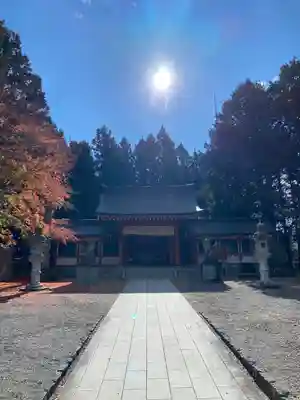 冨士御室浅間神社の本殿・本堂