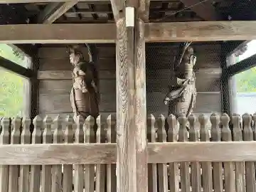 粉河寺の{uncategorized: "未分類", other: "その他", undefined: "問題あり", building: "その他建物", grave: "お墓", sacred_gate: "鳥居", guardian: "狛犬", statue: "像", buddha: "仏像", history: "歴史", nature: "自然", garden: "庭園", animal: "動物", pagoda: "塔", temizu: "手水舎", mountain_gate: "山門・神門", sanctuary: "本殿・本堂", subordinate: "末社・摂社", art: "芸術", scenery: "景色", jizo: "地蔵", ema: "絵馬", goshuin: "御朱印", omikuji: "おみくじ", items: "授与品その他", amulet: "お守り", goshuincho: "御朱印帳", eats: "食事", festival: "お祭り", votive_dance: "神楽", shichigosan: "七五三参", wedding: "結婚式", experience: "体験その他", initially: "初詣", around: "周辺", anti_infection: "感染症対策"}
