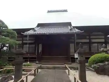 長遠寺の本殿・本堂