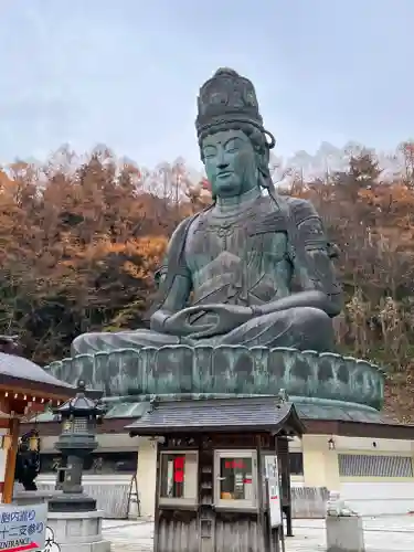 青龍寺(昭和大仏)(青森県)
