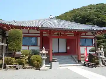 光照寺の本殿・本堂