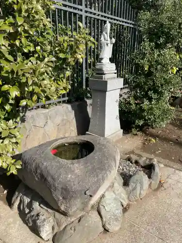 菊名池弁財天(神奈川県)