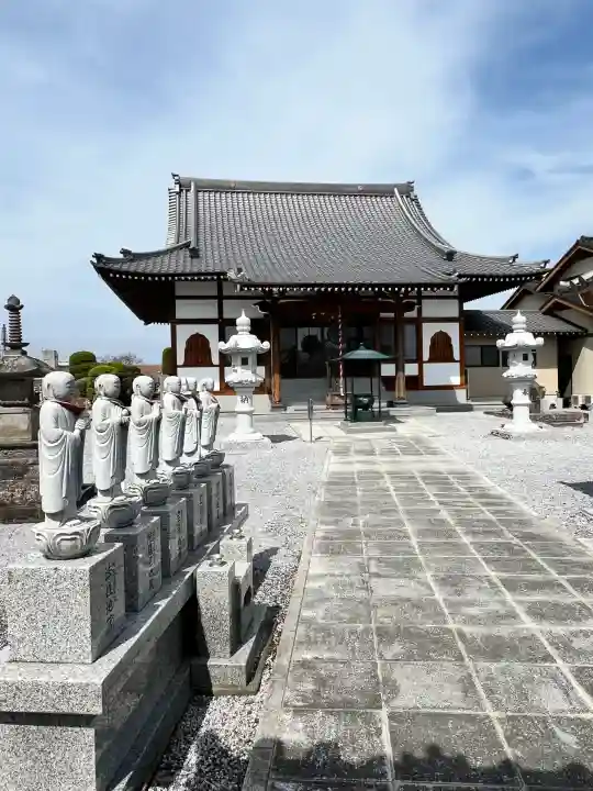 覚性院の{uncategorized: "未分類", other: "その他", undefined: "問題あり", building: "その他建物", grave: "お墓", sacred_gate: "鳥居", guardian: "狛犬", statue: "像", buddha: "仏像", history: "歴史", nature: "自然", garden: "庭園", animal: "動物", pagoda: "塔", temizu: "手水舎", mountain_gate: "山門・神門", sanctuary: "本殿・本堂", subordinate: "末社・摂社", art: "芸術", scenery: "景色", jizo: "地蔵", ema: "絵馬", goshuin: "御朱印", omikuji: "おみくじ", items: "授与品その他", amulet: "お守り", goshuincho: "御朱印帳", eats: "食事", festival: "お祭り", votive_dance: "神楽", shichigosan: "七五三参", wedding: "結婚式", experience: "体験その他", initially: "初詣", around: "周辺", anti_infection: "感染症対策"}