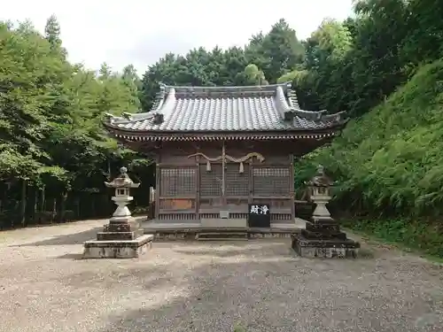 野上若宮八幡神社の本殿・本堂