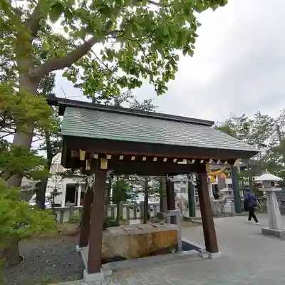 烈々布神社の手水舎