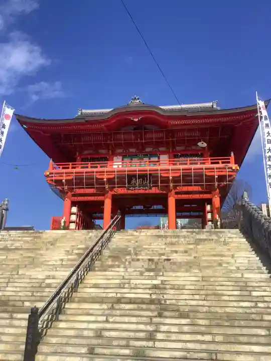 成田山名古屋別院大聖寺(犬山成田山)の山門・神門