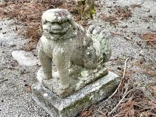 茅原神社の狛犬