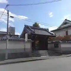 福泉寺の山門