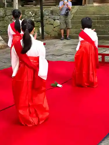 山家神社の神楽