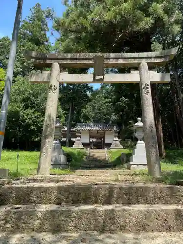 宮内八幡神社の鳥居