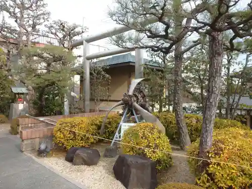 飛行神社の庭園