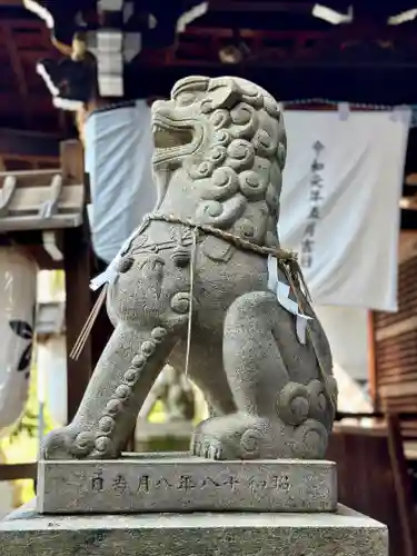 比賣許曾神社の狛犬