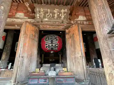 金峯山寺の本殿・本堂