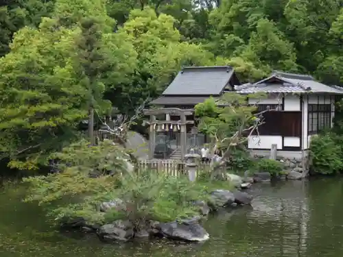 嚴島神社 (京都御苑)の本殿