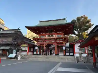 生田神社の{uncategorized: "未分類", other: "その他", undefined: "問題あり", building: "その他建物", grave: "お墓", sacred_gate: "鳥居", guardian: "狛犬", statue: "像", buddha: "仏像", history: "歴史", nature: "自然", garden: "庭園", animal: "動物", pagoda: "塔", temizu: "手水舎", mountain_gate: "山門・神門", sanctuary: "本殿・本堂", subordinate: "末社・摂社", art: "芸術", scenery: "景色", jizo: "地蔵", ema: "絵馬", goshuin: "御朱印", omikuji: "おみくじ", items: "授与品その他", amulet: "お守り", goshuincho: "御朱印帳", eats: "食事", festival: "お祭り", votive_dance: "神楽", shichigosan: "七五三参", wedding: "結婚式", experience: "体験その他", initially: "初詣", around: "周辺", anti_infection: "感染症対策"}
