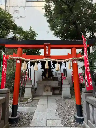 日本橋日枝神社の{uncategorized: "未分類", other: "その他", undefined: "問題あり", building: "その他建物", grave: "お墓", sacred_gate: "鳥居", guardian: "狛犬", statue: "像", buddha: "仏像", history: "歴史", nature: "自然", garden: "庭園", animal: "動物", pagoda: "塔", temizu: "手水舎", mountain_gate: "山門・神門", sanctuary: "本殿・本堂", subordinate: "末社・摂社", art: "芸術", scenery: "景色", jizo: "地蔵", ema: "絵馬", goshuin: "御朱印", omikuji: "おみくじ", items: "授与品その他", amulet: "お守り", goshuincho: "御朱印帳", eats: "食事", festival: "お祭り", votive_dance: "神楽", shichigosan: "七五三参", wedding: "結婚式", experience: "体験その他", initially: "初詣", around: "周辺", anti_infection: "感染症対策"}