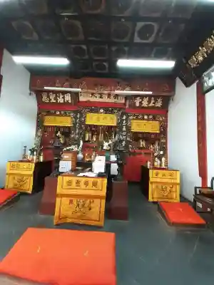 清壽院（清寿院）・大阪関帝廟の{uncategorized: "未分類", other: "その他", undefined: "問題あり", building: "その他建物", grave: "お墓", sacred_gate: "鳥居", guardian: "狛犬", statue: "像", buddha: "仏像", history: "歴史", nature: "自然", garden: "庭園", animal: "動物", pagoda: "塔", temizu: "手水舎", mountain_gate: "山門・神門", sanctuary: "本殿・本堂", subordinate: "末社・摂社", art: "芸術", scenery: "景色", jizo: "地蔵", ema: "絵馬", goshuin: "御朱印", omikuji: "おみくじ", items: "授与品その他", amulet: "お守り", goshuincho: "御朱印帳", eats: "食事", festival: "お祭り", votive_dance: "神楽", shichigosan: "七五三参", wedding: "結婚式", experience: "体験その他", initially: "初詣", around: "周辺", anti_infection: "感染症対策"}
