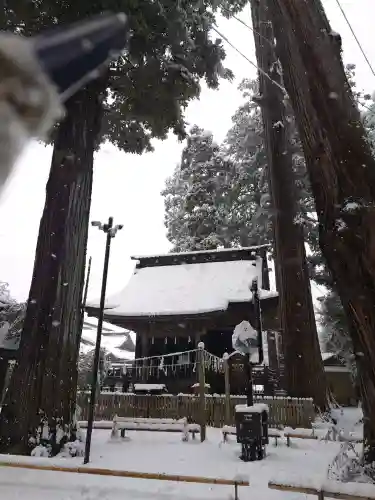 鹿島神宮の{uncategorized: "未分類", other: "その他", undefined: "問題あり", building: "その他建物", grave: "お墓", sacred_gate: "鳥居", guardian: "狛犬", statue: "像", buddha: "仏像", history: "歴史", nature: "自然", garden: "庭園", animal: "動物", pagoda: "塔", temizu: "手水舎", mountain_gate: "山門・神門", sanctuary: "本殿・本堂", subordinate: "末社・摂社", art: "芸術", scenery: "景色", jizo: "地蔵", ema: "絵馬", goshuin: "御朱印", omikuji: "おみくじ", items: "授与品その他", amulet: "お守り", goshuincho: "御朱印帳", eats: "食事", festival: "お祭り", votive_dance: "神楽", shichigosan: "七五三参", wedding: "結婚式", experience: "体験その他", initially: "初詣", around: "周辺", anti_infection: "感染症対策"}