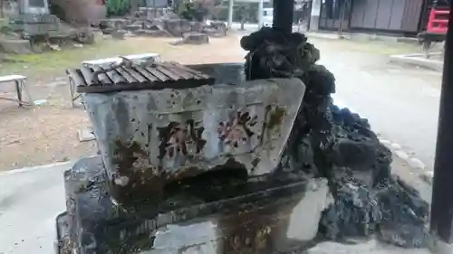 賀茂春日神社の手水舎