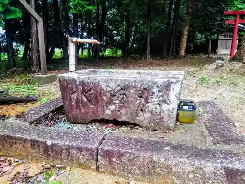 神明社（上和会神明社）の手水舎