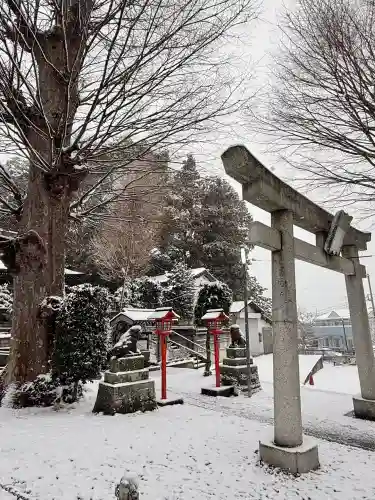 春日神社の{uncategorized: "未分類", other: "その他", undefined: "問題あり", building: "その他建物", grave: "お墓", sacred_gate: "鳥居", guardian: "狛犬", statue: "像", buddha: "仏像", history: "歴史", nature: "自然", garden: "庭園", animal: "動物", pagoda: "塔", temizu: "手水舎", mountain_gate: "山門・神門", sanctuary: "本殿・本堂", subordinate: "末社・摂社", art: "芸術", scenery: "景色", jizo: "地蔵", ema: "絵馬", goshuin: "御朱印", omikuji: "おみくじ", items: "授与品その他", amulet: "お守り", goshuincho: "御朱印帳", eats: "食事", festival: "お祭り", votive_dance: "神楽", shichigosan: "七五三参", wedding: "結婚式", experience: "体験その他", initially: "初詣", around: "周辺", anti_infection: "感染症対策"}