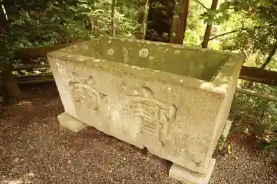 宝登山神社の手水舎