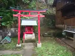 諏訪神社の末社