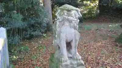 諏訪神社の狛犬