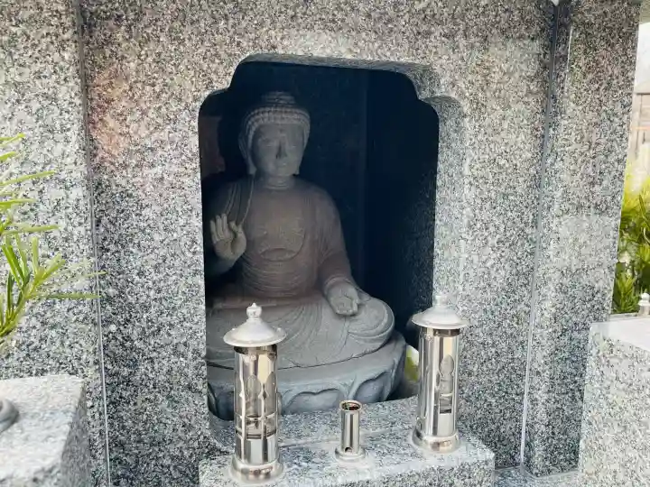 真福寺の{uncategorized: "未分類", other: "その他", undefined: "問題あり", building: "その他建物", grave: "お墓", sacred_gate: "鳥居", guardian: "狛犬", statue: "像", buddha: "仏像", history: "歴史", nature: "自然", garden: "庭園", animal: "動物", pagoda: "塔", temizu: "手水舎", mountain_gate: "山門・神門", sanctuary: "本殿・本堂", subordinate: "末社・摂社", art: "芸術", scenery: "景色", jizo: "地蔵", ema: "絵馬", goshuin: "御朱印", omikuji: "おみくじ", items: "授与品その他", amulet: "お守り", goshuincho: "御朱印帳", eats: "食事", festival: "お祭り", votive_dance: "神楽", shichigosan: "七五三参", wedding: "結婚式", experience: "体験その他", initially: "初詣", around: "周辺", anti_infection: "感染症対策"}